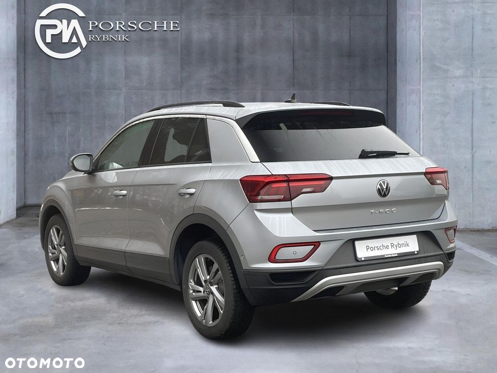 Volkswagen T-Roc - 3