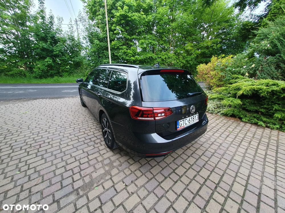 Volkswagen Passat 2.0 TDI SCR DSG Business - 5