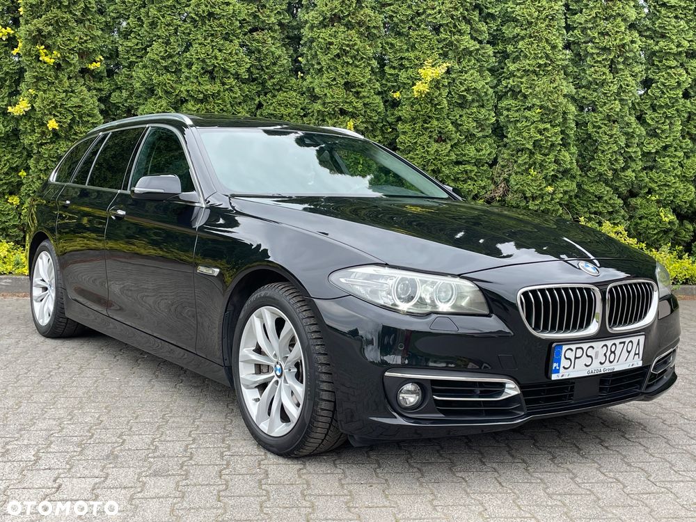 BMW Seria 5 530d xDrive Touring Luxury Line - 1
