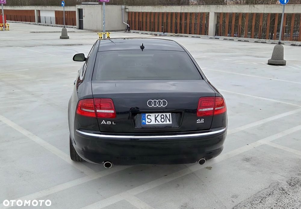Audi A8 4.2 FSI Quattro - 9