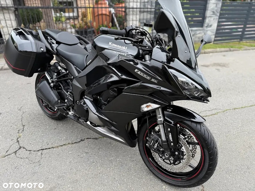Kawasaki Ninja 1000 SX - 4