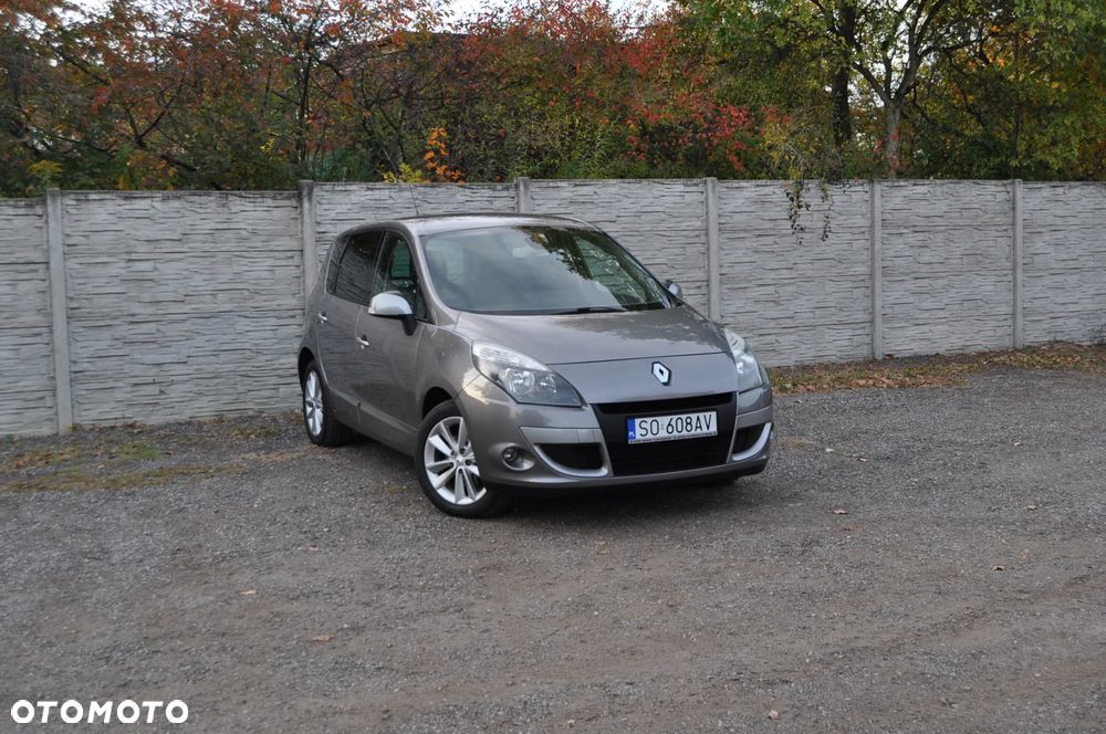 Renault Scenic 2010 photo 2