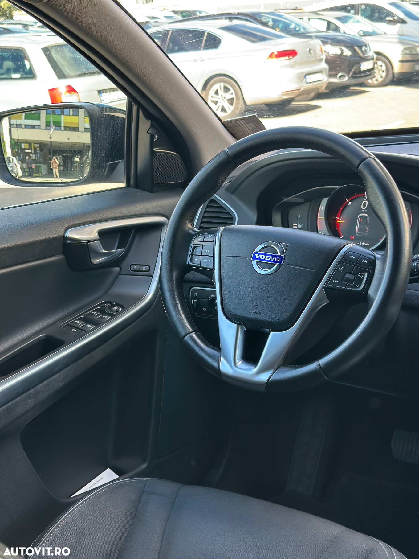 Volvo XC 60 D3 Geartronic Momentum - 9