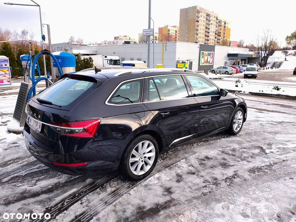 Skoda Superb 2.0 TDI SCR Ambition DSG - 5