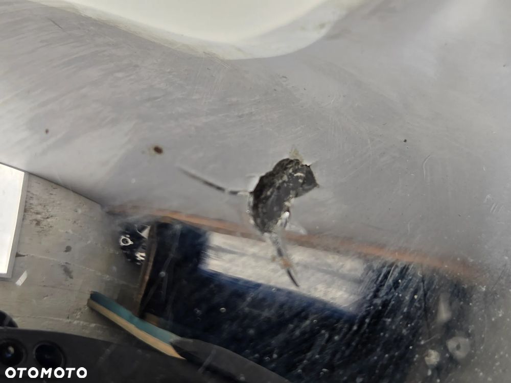 SUZUKI INTRUDER 125 LISTWA PŁOZA PRAWY LEWY  CHROM - 15