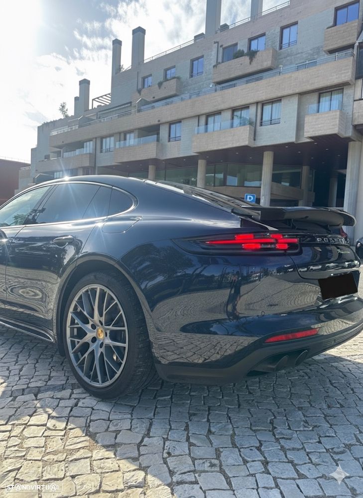 Porsche Panamera - 8