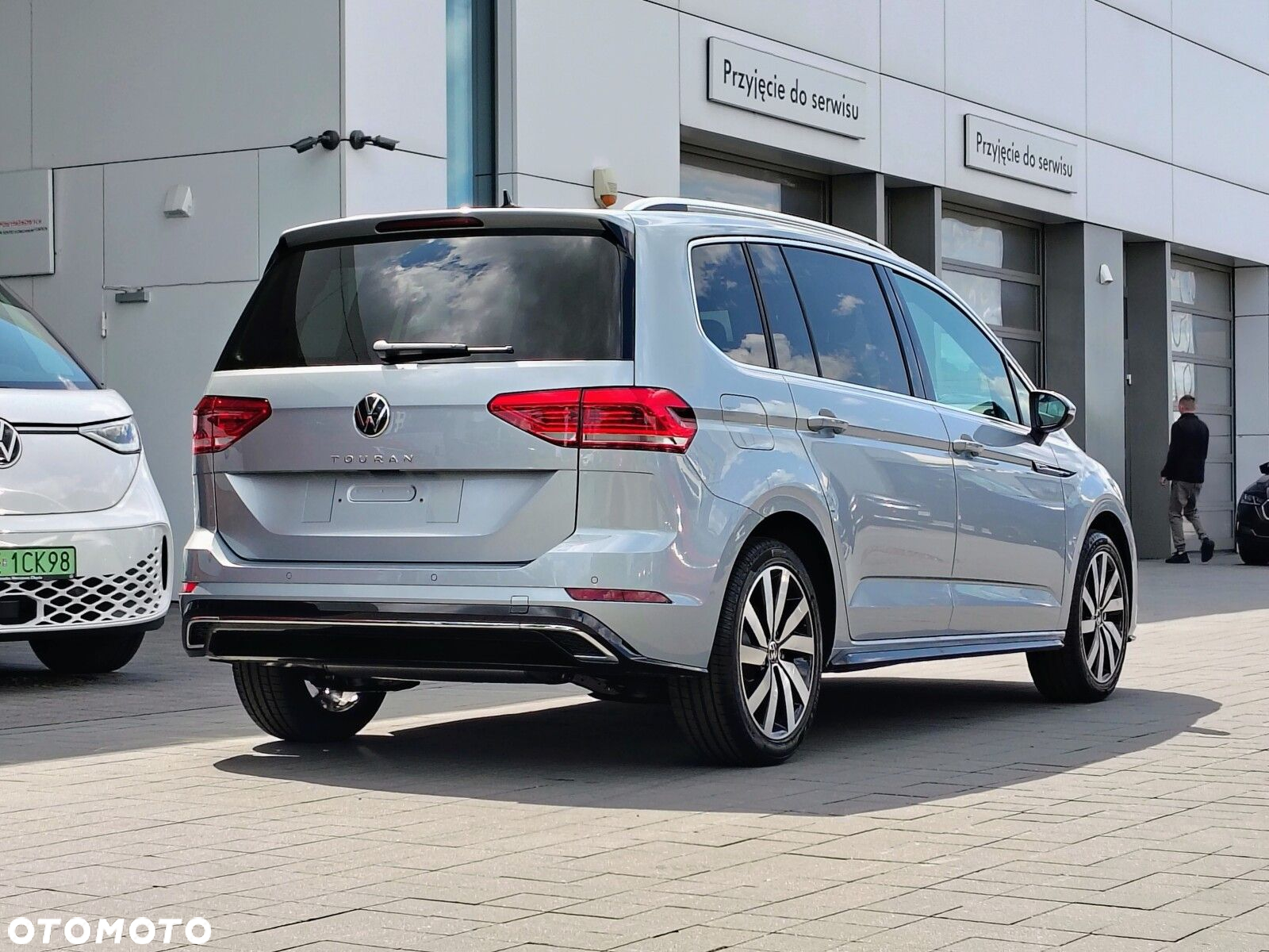 Volkswagen Touran - 6