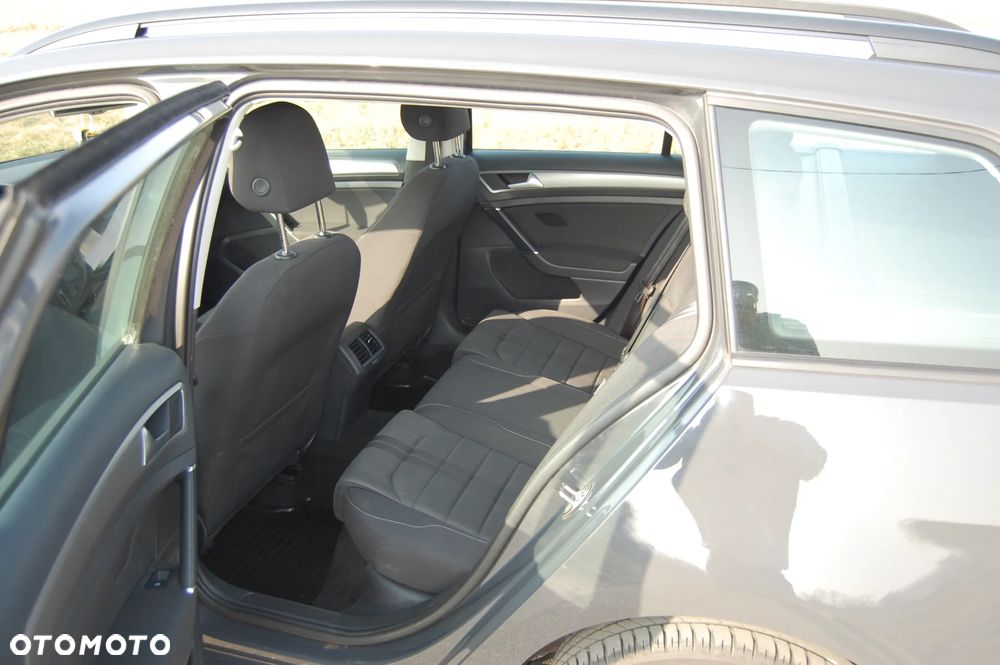 Volkswagen Golf 1.6 TDI BMT Comfortline - 9