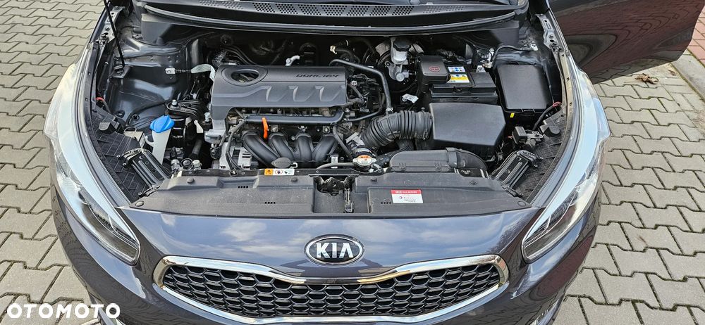 Kia Ceed 1.4 CVVT Dream Team Edition - 25