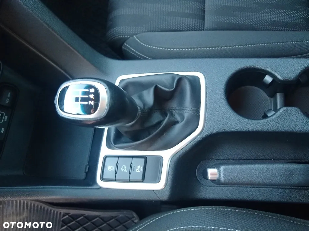 Kia Sportage - 11