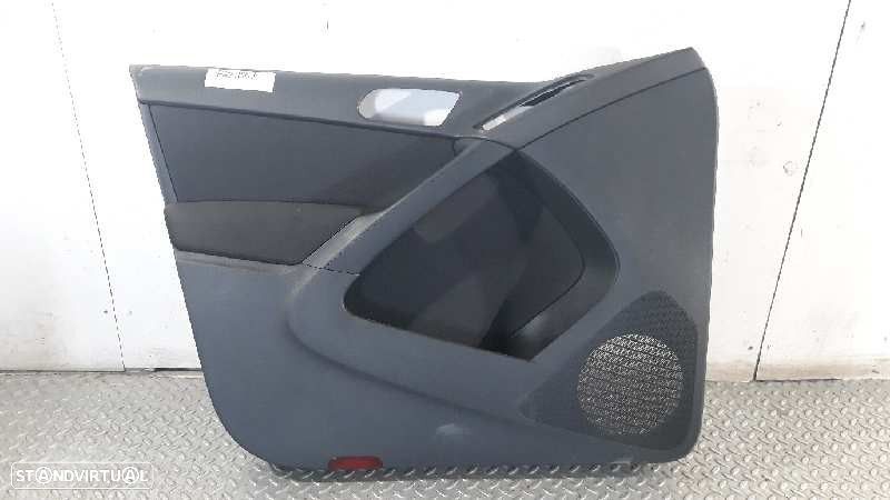FORRA DA PORTA FRENTE ESQUERDA VOLKSWAGEN TIGUAN - 1