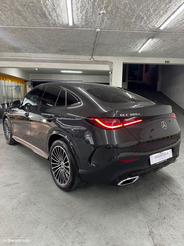 Mercedes-Benz GLC 300 d Coupe 4Matic - 12