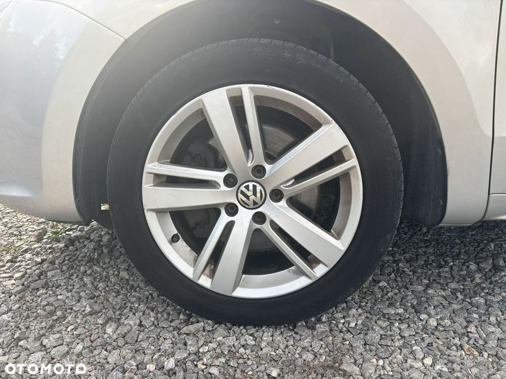 Volkswagen Sharan - 16