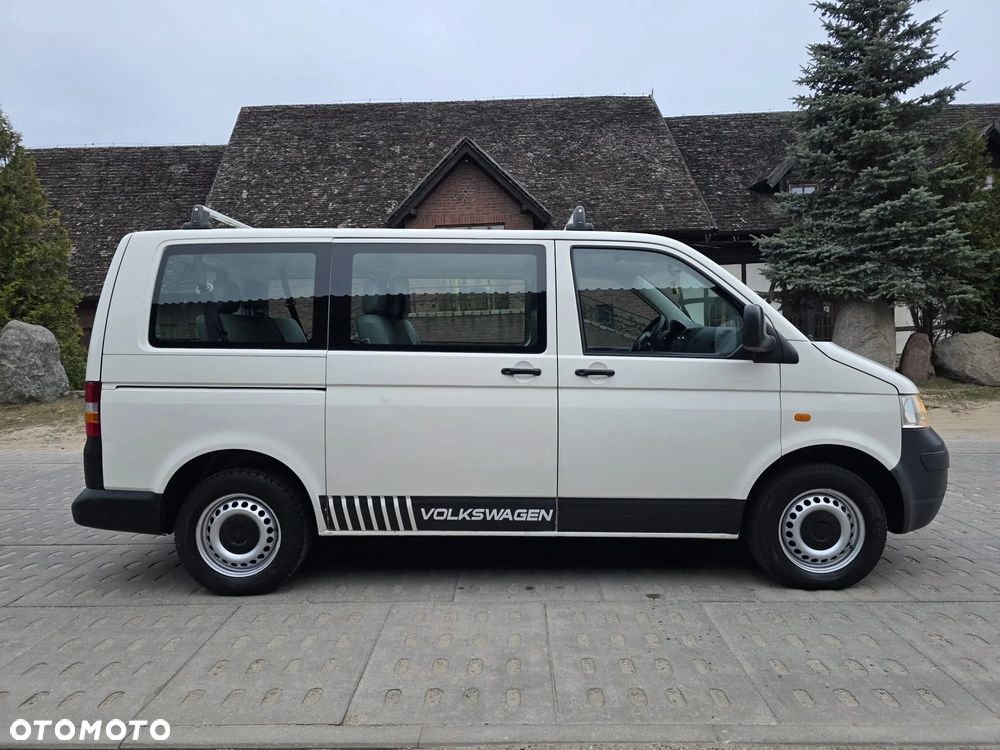 Volkswagen Transporter Shuttle L1 - 10