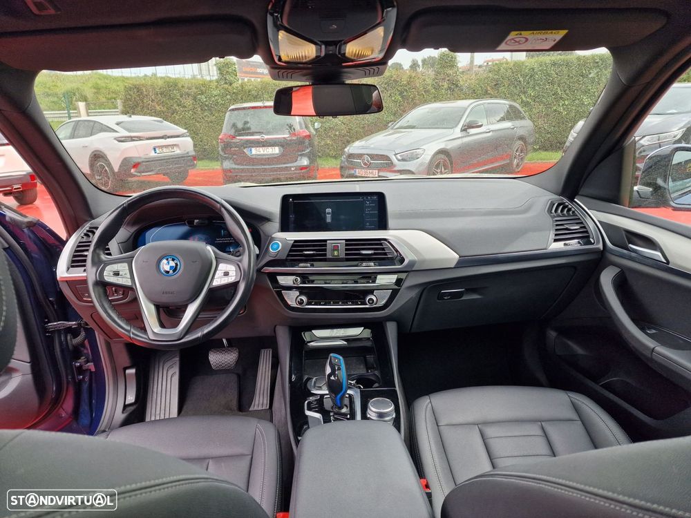 BMW iX3 Inspiring - 20