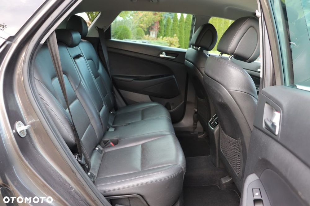Hyundai Tucson 1.7 CRDI BlueDrive Style 2WD - 6