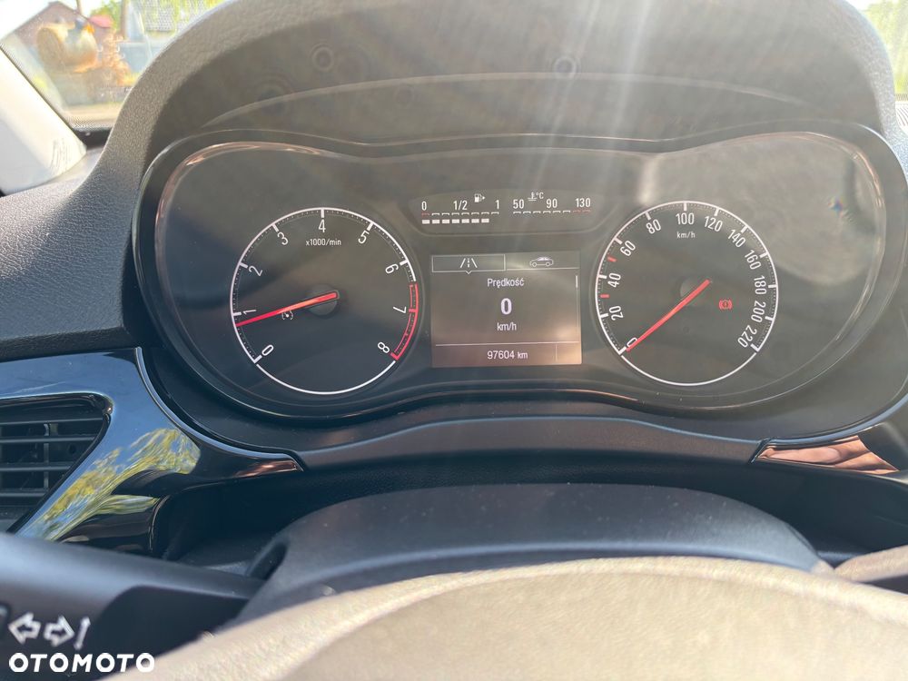 Opel Corsa 1.4 120 Lat S&S - 26