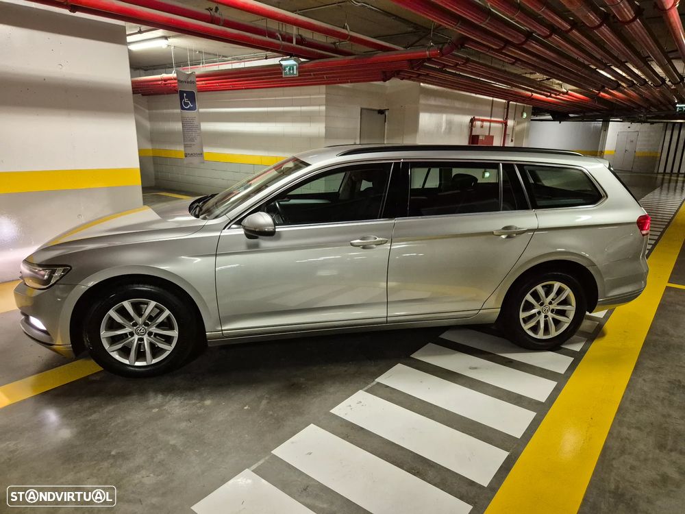 VW Passat Variant 2.0 TDI Trendline - 1