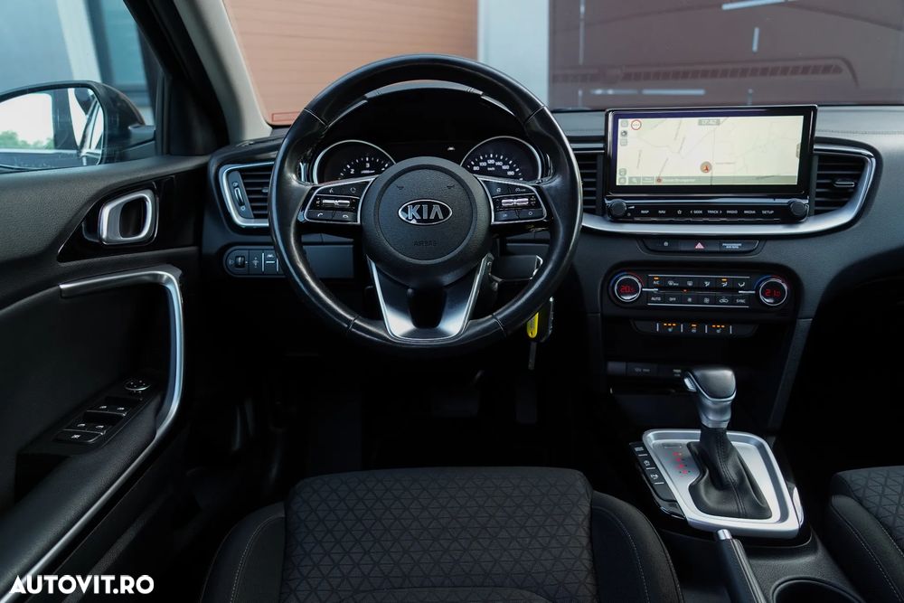 Kia Ceed 1.6 CRDi 136 DCT ISG Spirit - 16