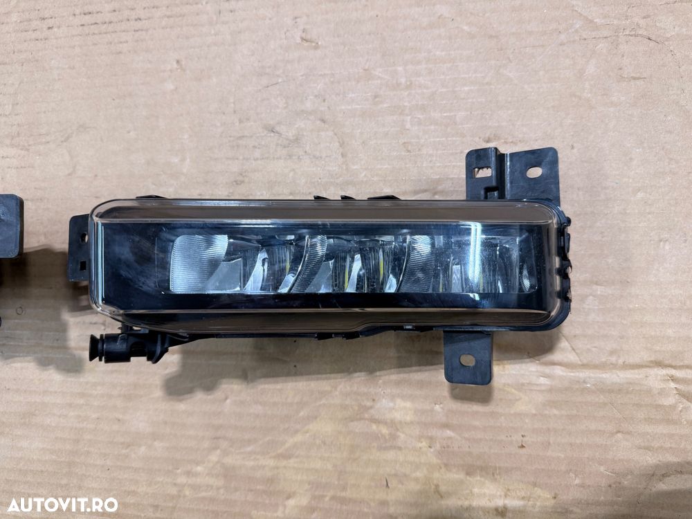 Proiector ceata led BMW seria 2 F44, seria 3 G20/G21 cod 7433788 si 7433787 an 2020 - 3