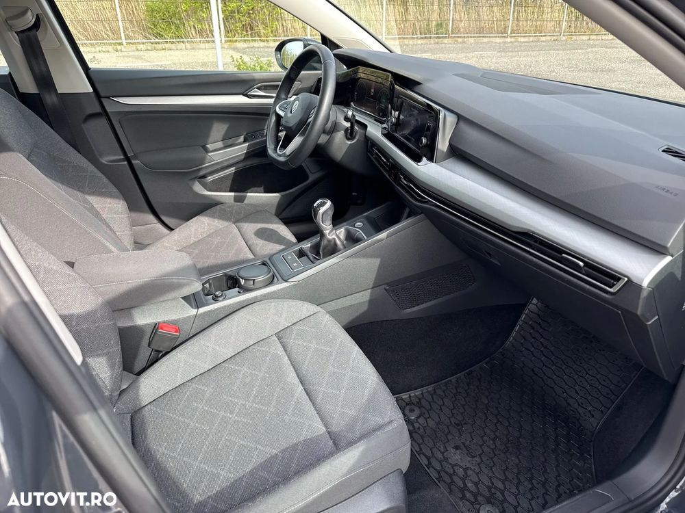 Volkswagen Golf - 15