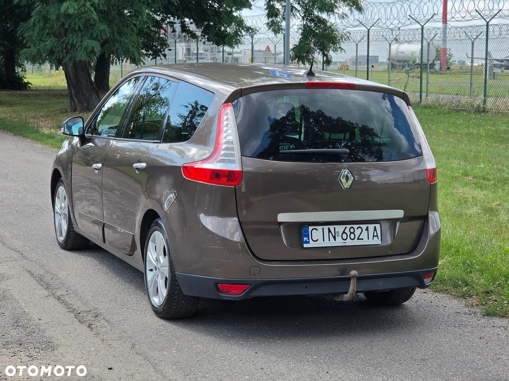 Renault Scenic 1.9 dCi Confort Expression - 11