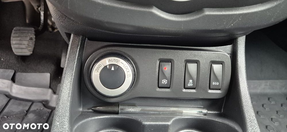 Dacia Duster 1.6 SCe Laureate 4x4 S&S - 9