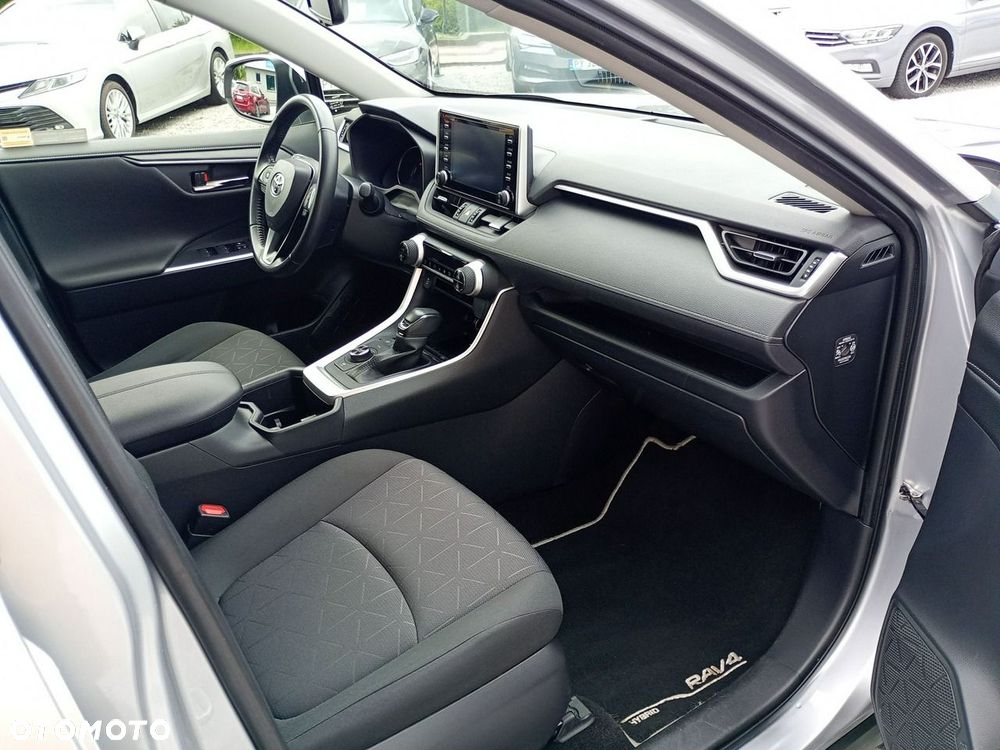 Toyota RAV4 - 28