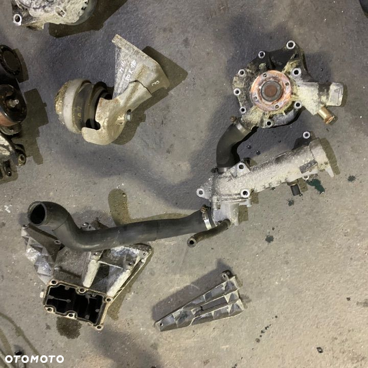 mercedes 2,0 kompressor silnik m111  c e slk clk 200 Osprzęt łapa pompa podstawa - 2