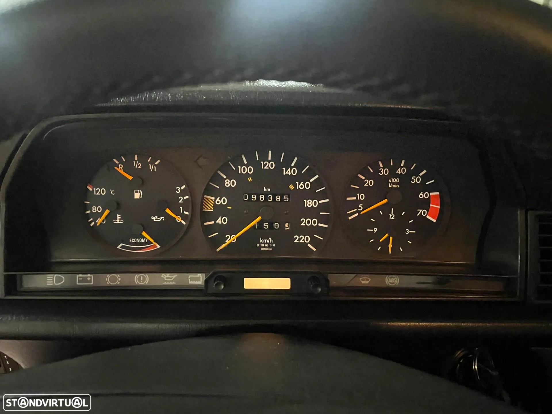 Mercedes-Benz 190 E 2.0 - 8