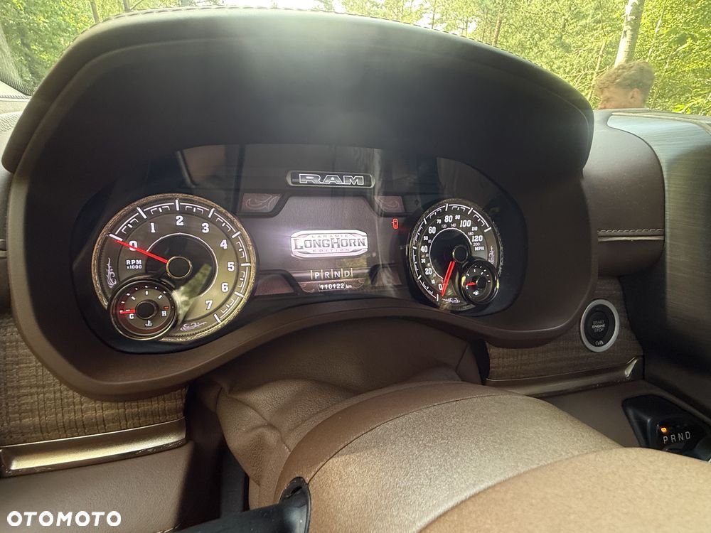 RAM 1500 Crew Cab Longhorn - 19