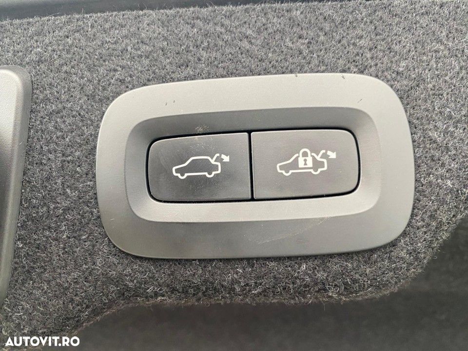 Volvo S90 T6 AWD Geartronic R Design - 31