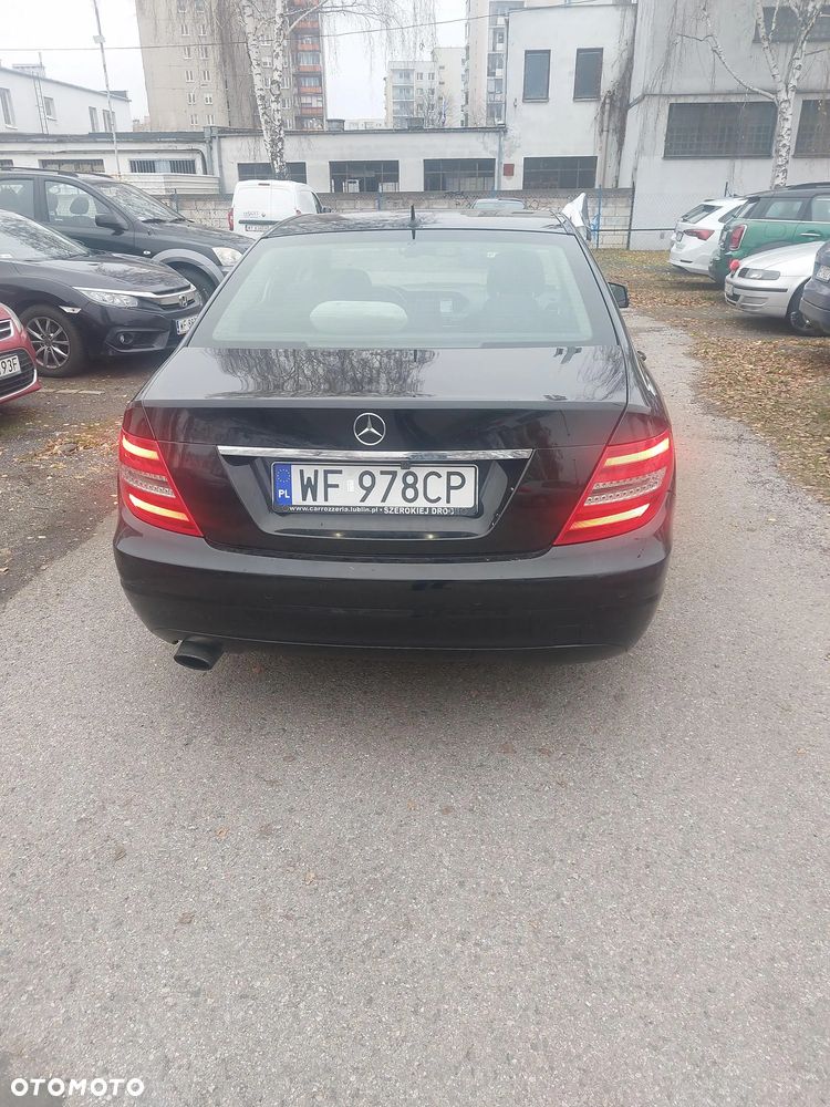 Mercedes-Benz Klasa C 200 CDI DPF (BlueEFFICIENCY) 7G-TRONIC - 10