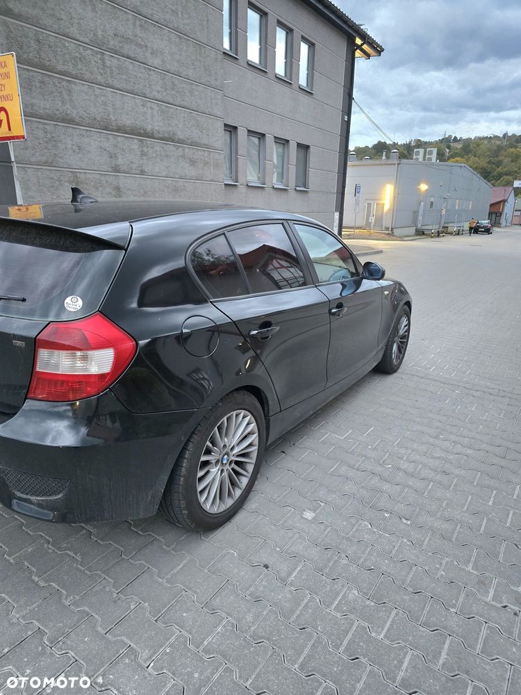 BMW Seria 1 2006 photo 4