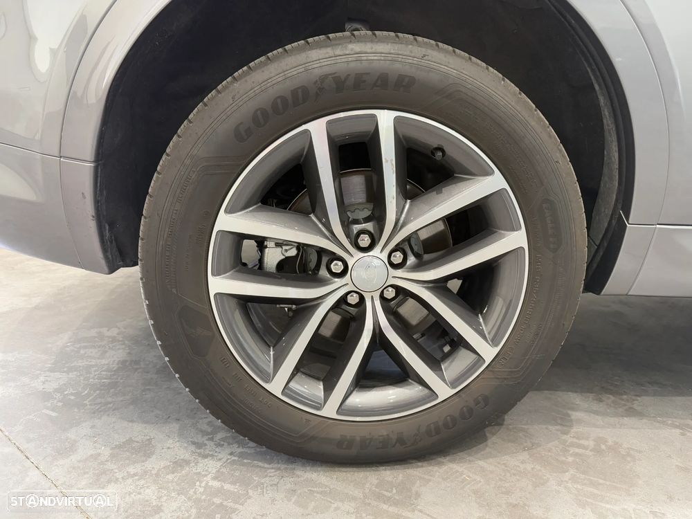 Land Rover Discovery Sport 1.5 I3 P270e AWD S - 6