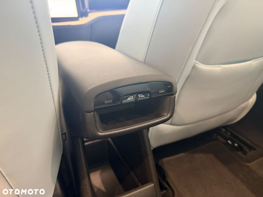 Volvo EX30 - 13