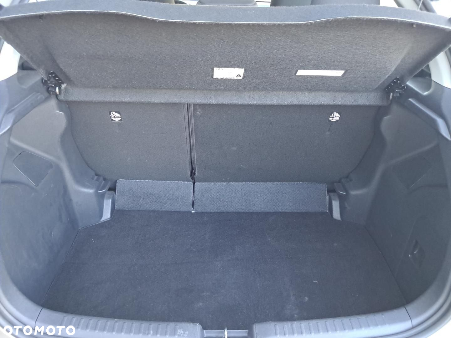 Toyota Yaris - 6