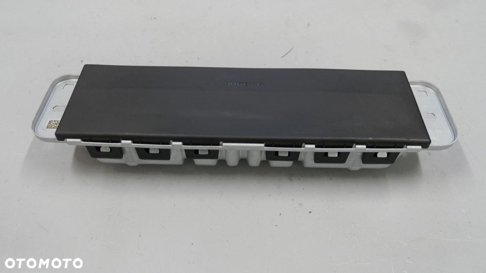 bmw 2 f44 gran coupe poduszka kolanowa lewa kierowcy 6823069 airbag - 2