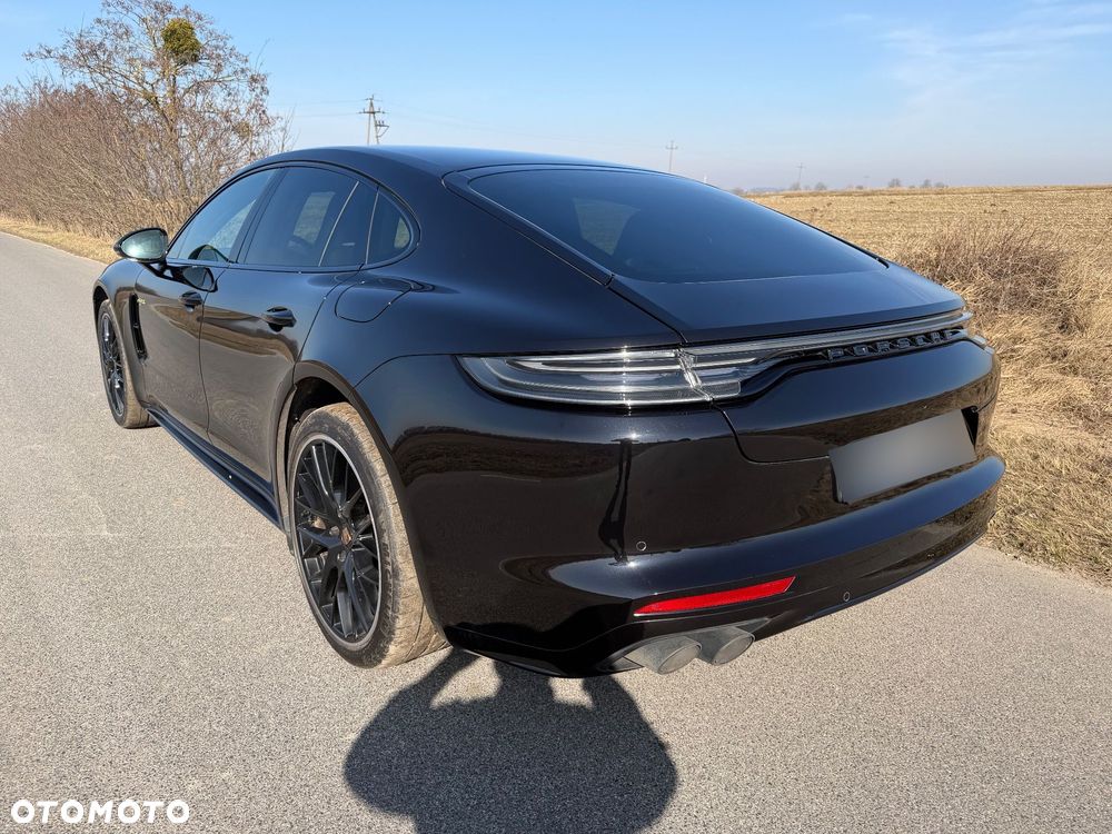 Porsche Panamera 4S E-Hybrid - 12