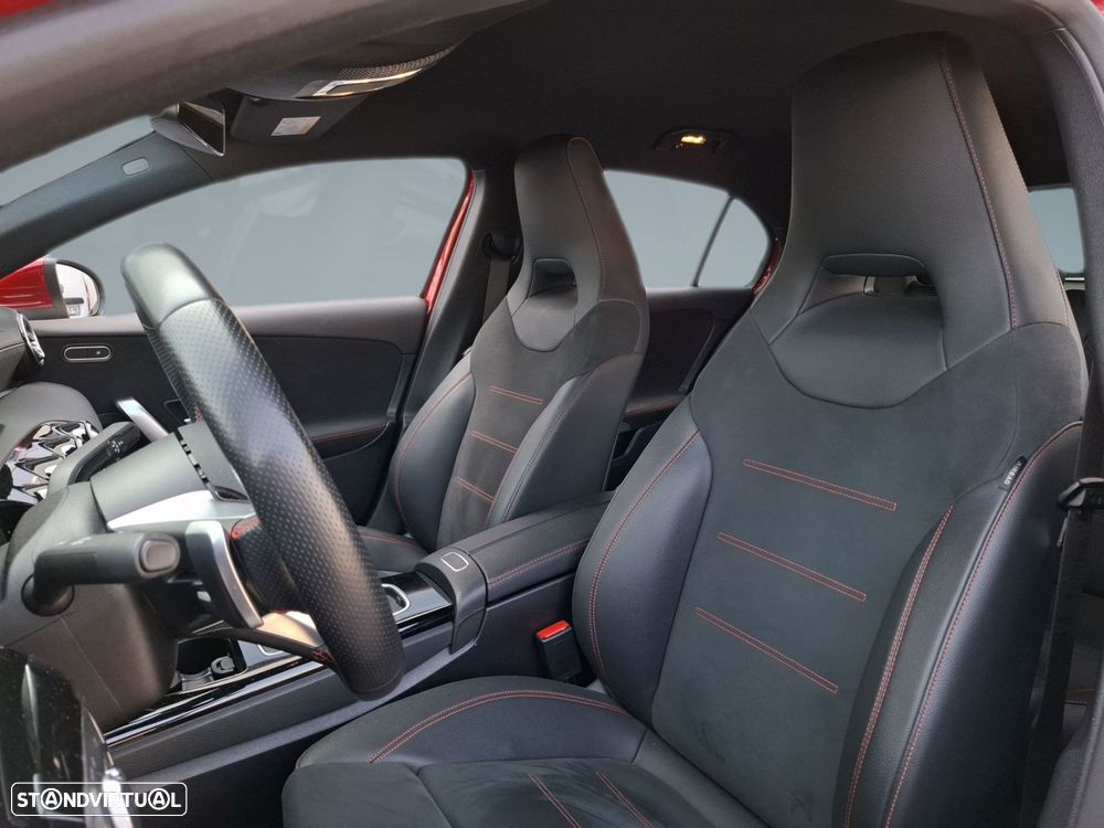 Mercedes-Benz A 250 e 8G-DCT AMG Line - 11