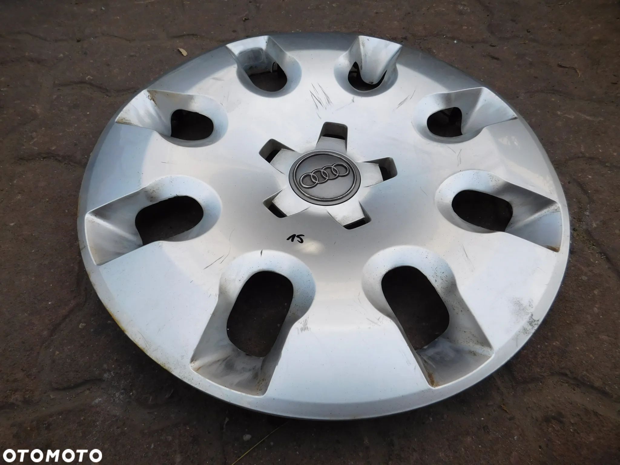 kołpak 15" AUDI A1 A3 A4 A6 - 1