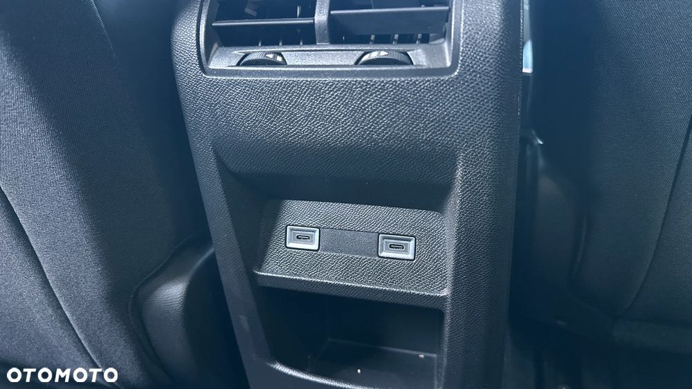 Peugeot 308 1.2 PureTech Allure Pack S&S EAT8 - 31