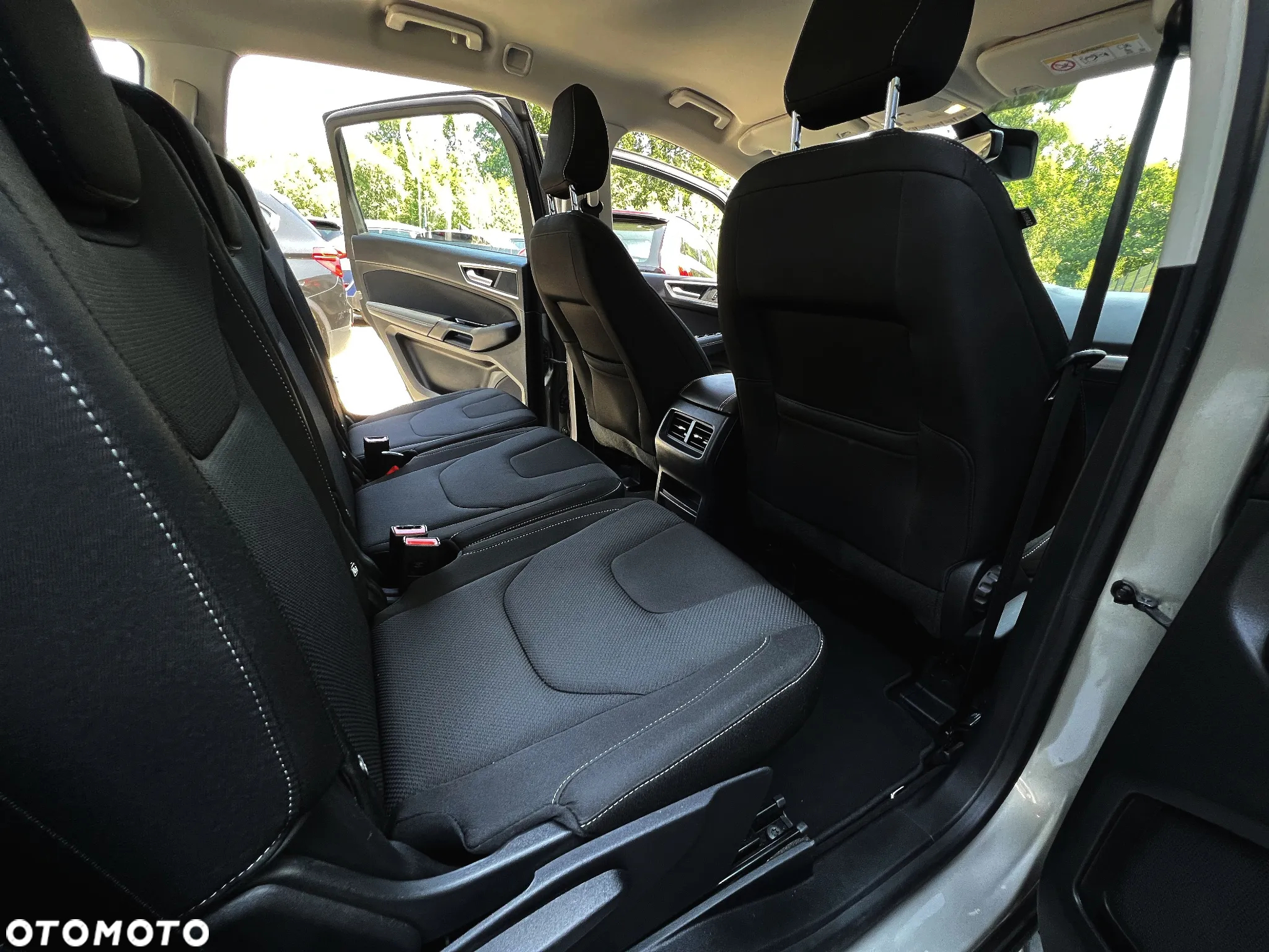 Ford S-Max - 18