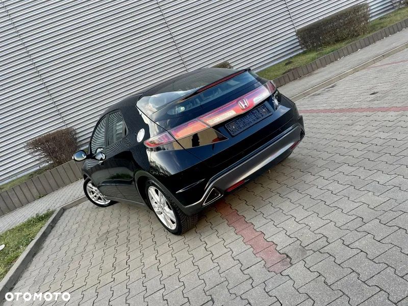 Honda Civic 1.8i-VTEC Sport - 29