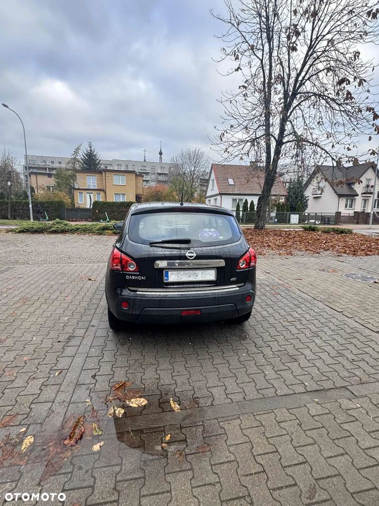 Nissan Qashqai - 2
