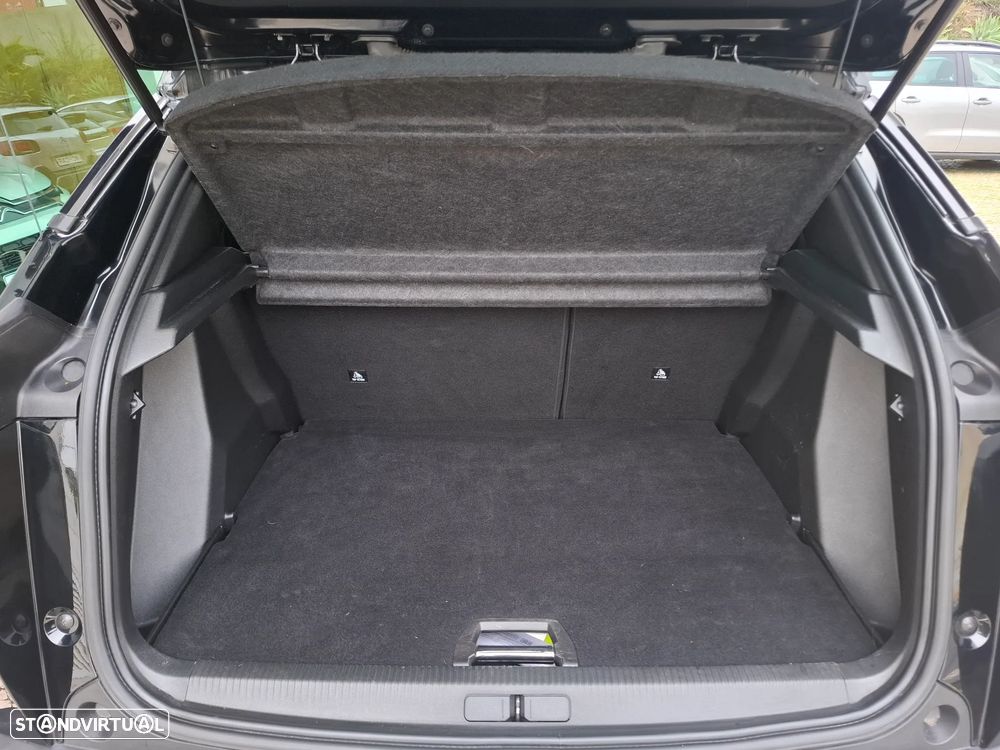 Peugeot 2008 1.2 PureTech GT Line - 51