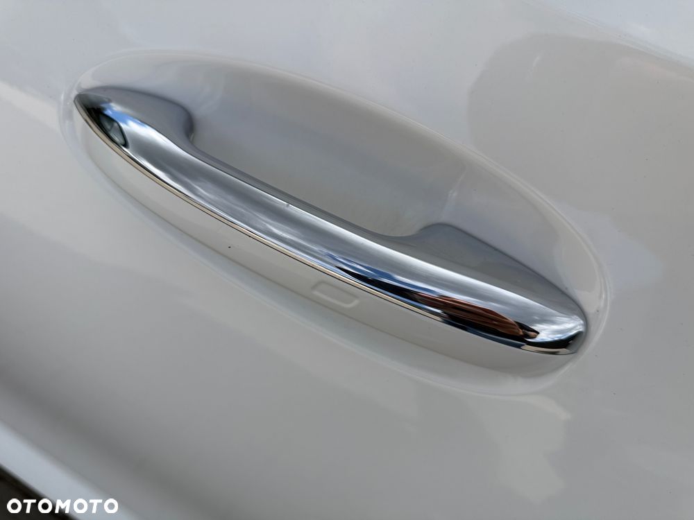 Mercedes-Benz Klasa C 300 mHEV 4-Matic AMG - 36