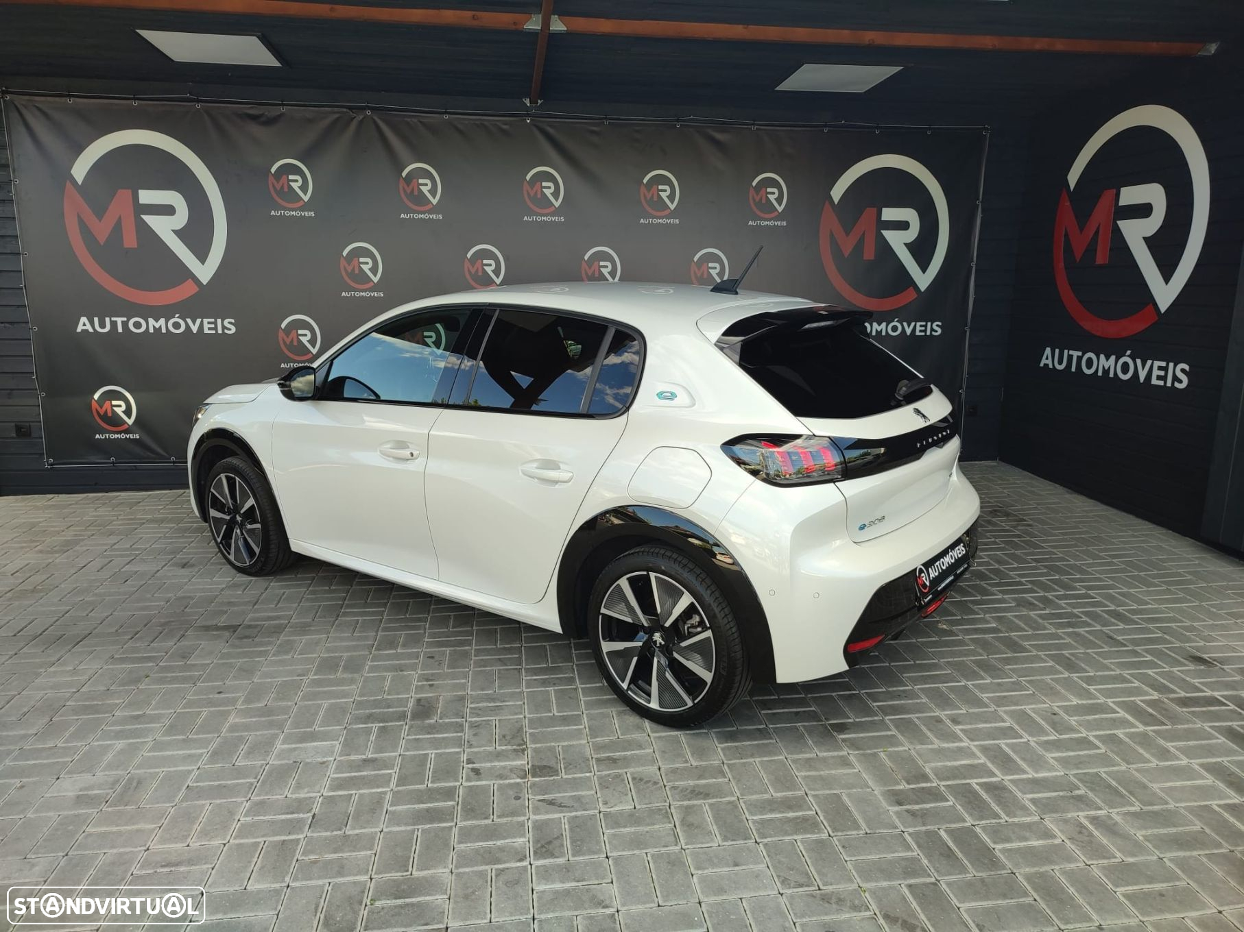 Peugeot e-208 50 kWh GT - 7