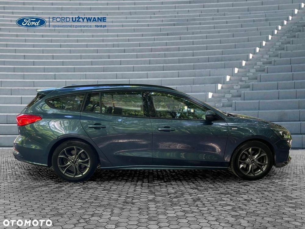 Ford Focus 1.0 EcoBoost Start-Stopp-System ST-LINE X - 5
