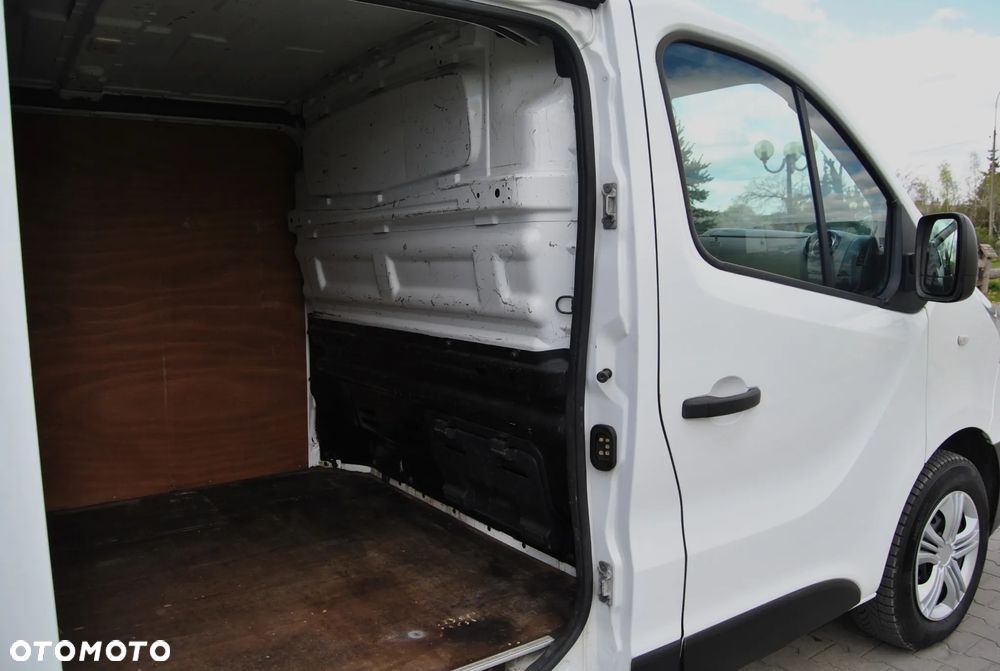 Renault Trafic - 10